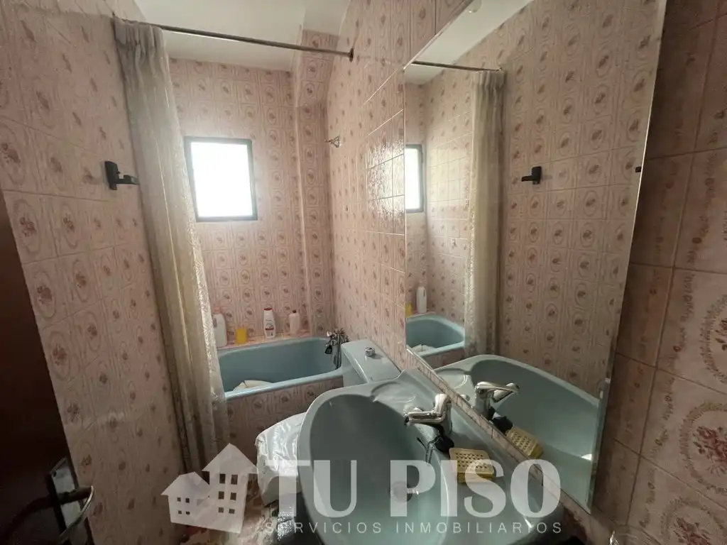 Bathroom of Flat for sale in Alcorcón  with Heating, Terrace and Furnished
