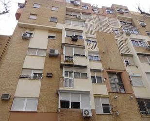 Exterior view of Flat for sale in  Sevilla Capital