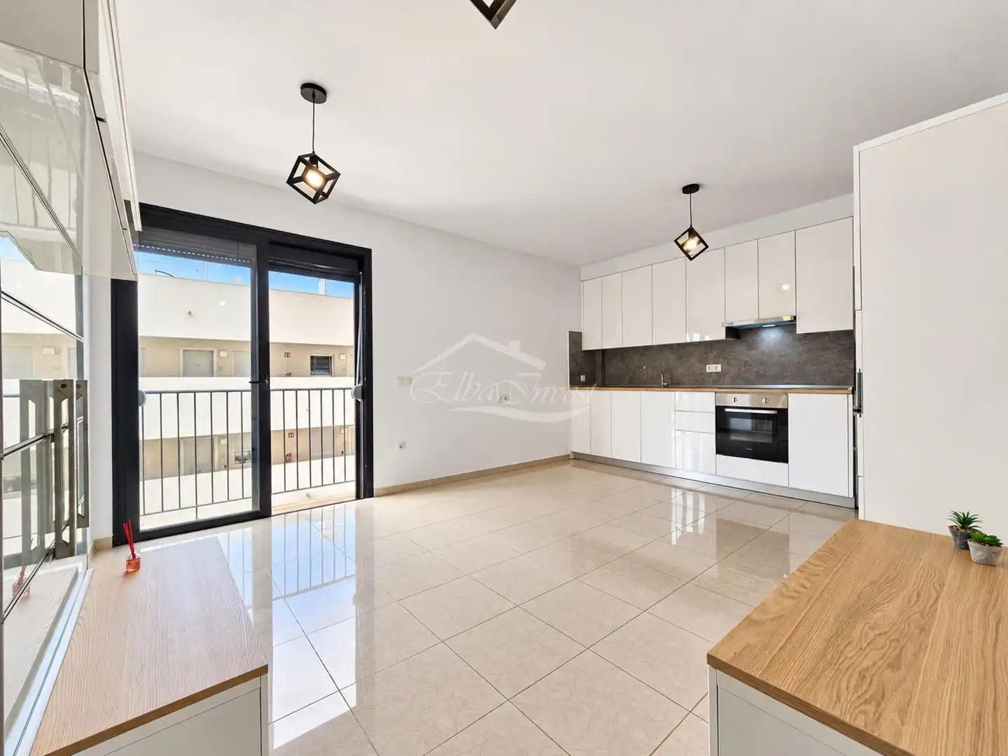 Appartement avec ascenseur à vendre à Azimut