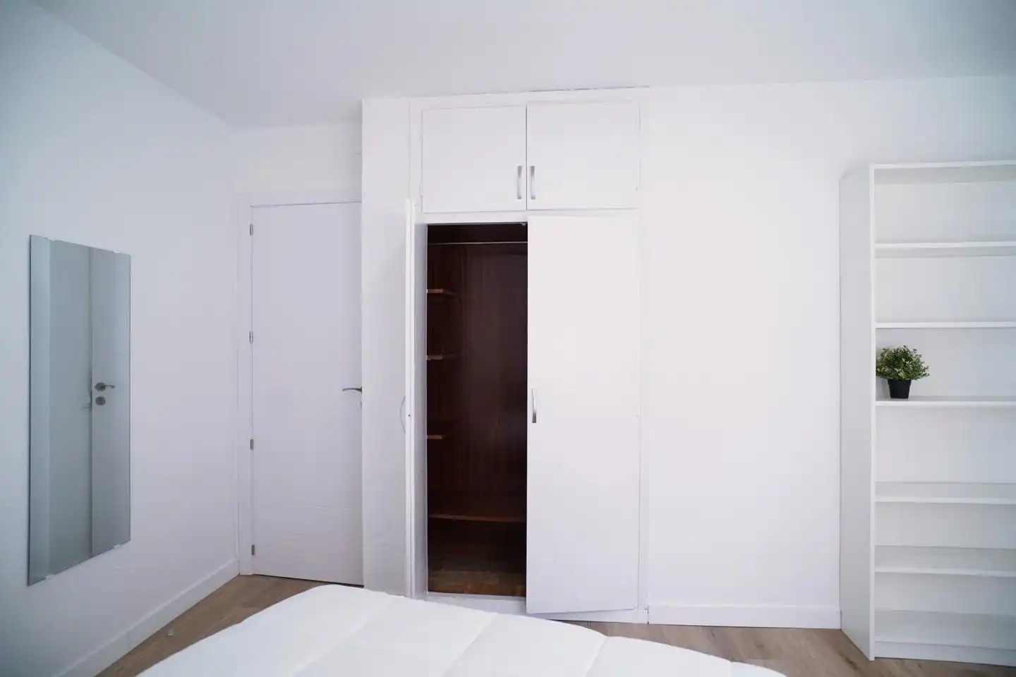 Dormitori de Planta baixa de lloguer en Madrid amb Moblat