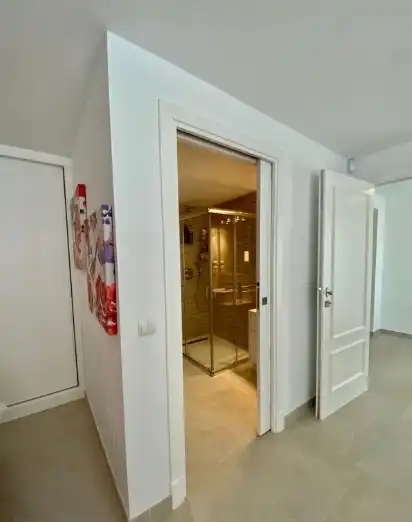 Bany de Dúplex en venda en Marbella amb Aire condicionat, Calefacció i Parquet