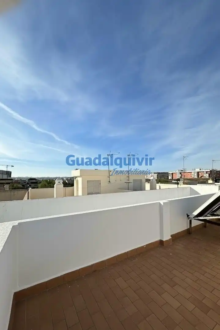 Exterior view of Detached homes for sale in Sevilla  with Air Conditioner, Heating and Terrace