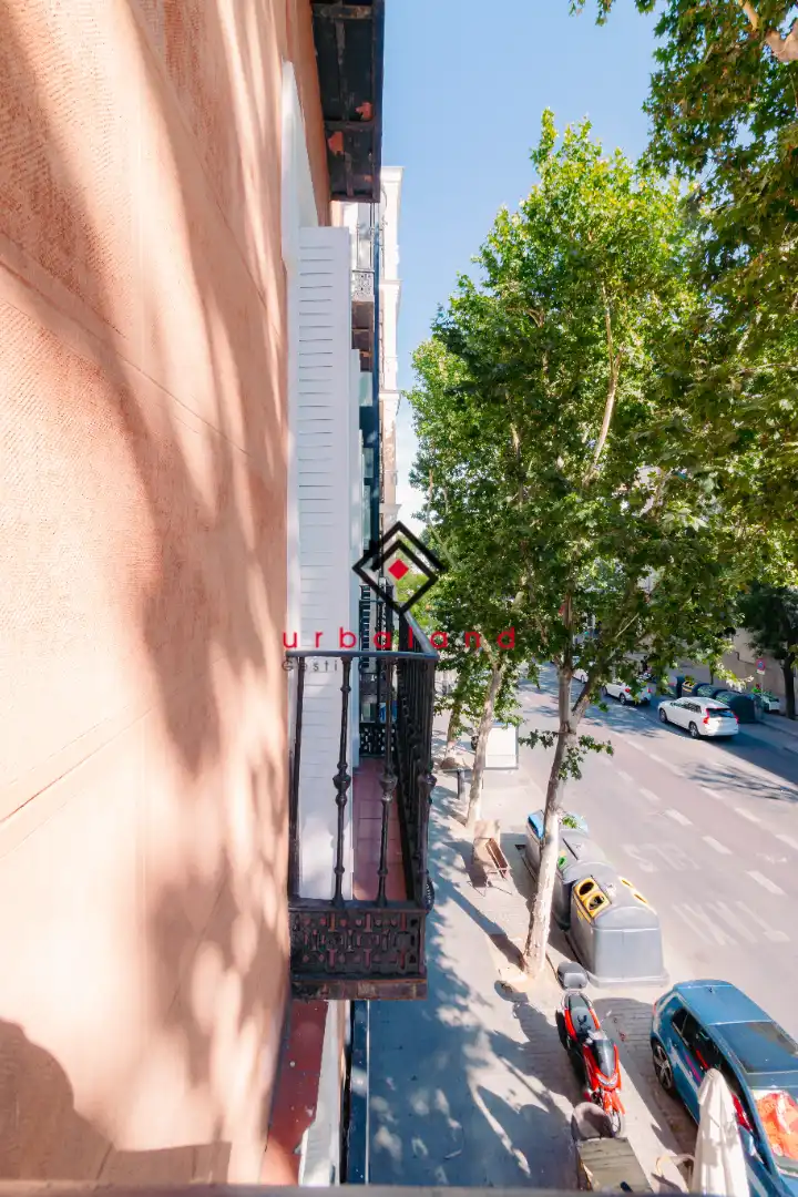 Vista exterior de Piso en venta en Madrid con Aire acondicionado, Calefacción y Trastero