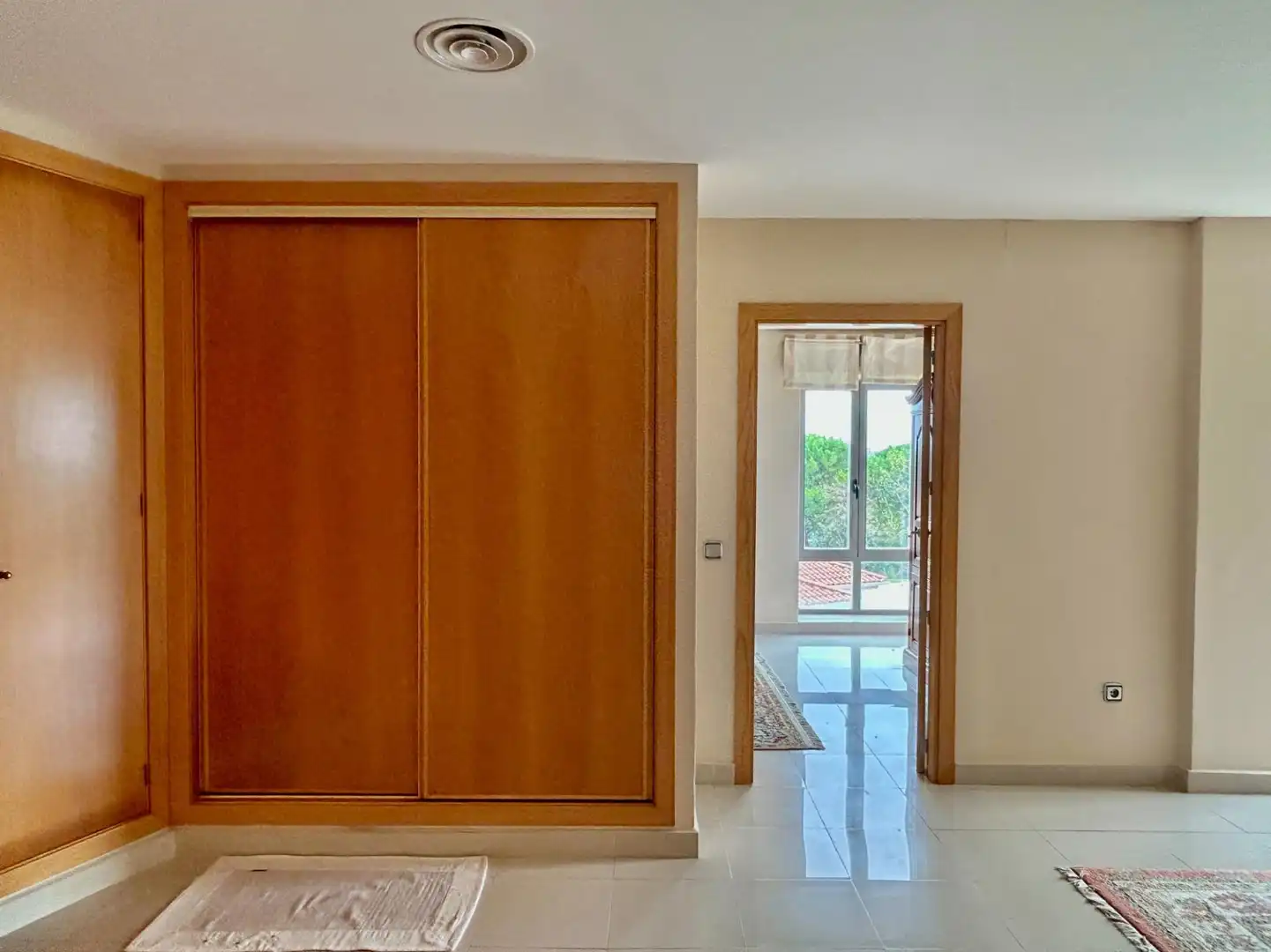 Dormitori de Casa o xalet en venda en Badajoz amb Aire condicionat, Calefacció i Jardí privat