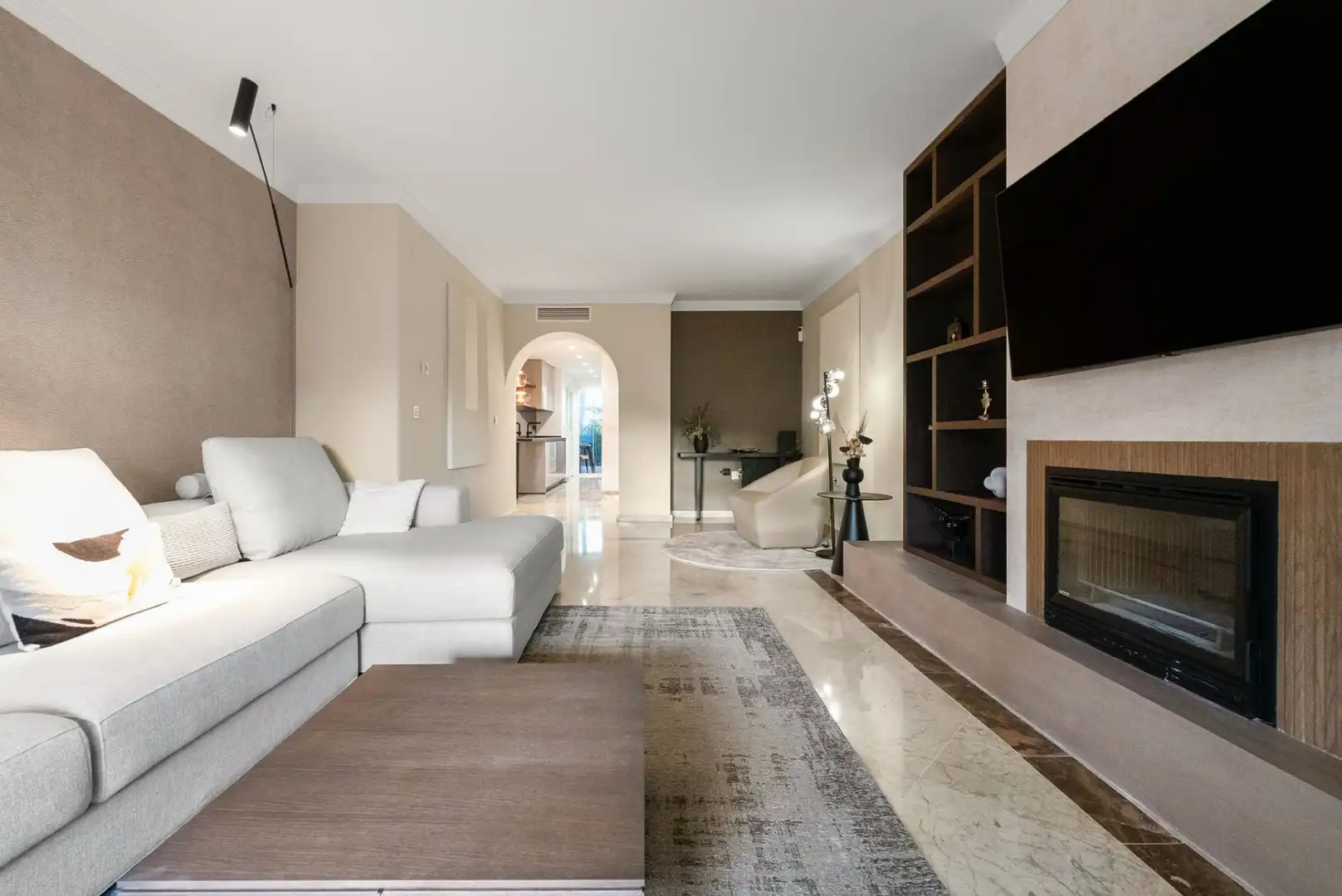 Home with terrace for sale in Milla de Oro