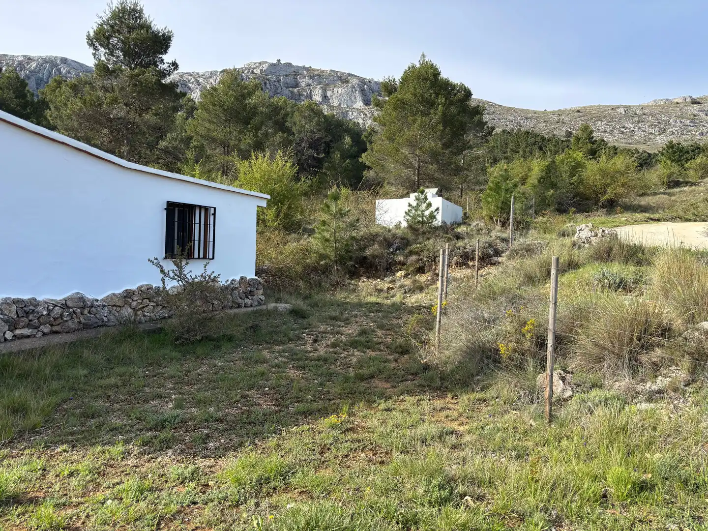 Finca rústica en venta en Confrides con Jardín privado
