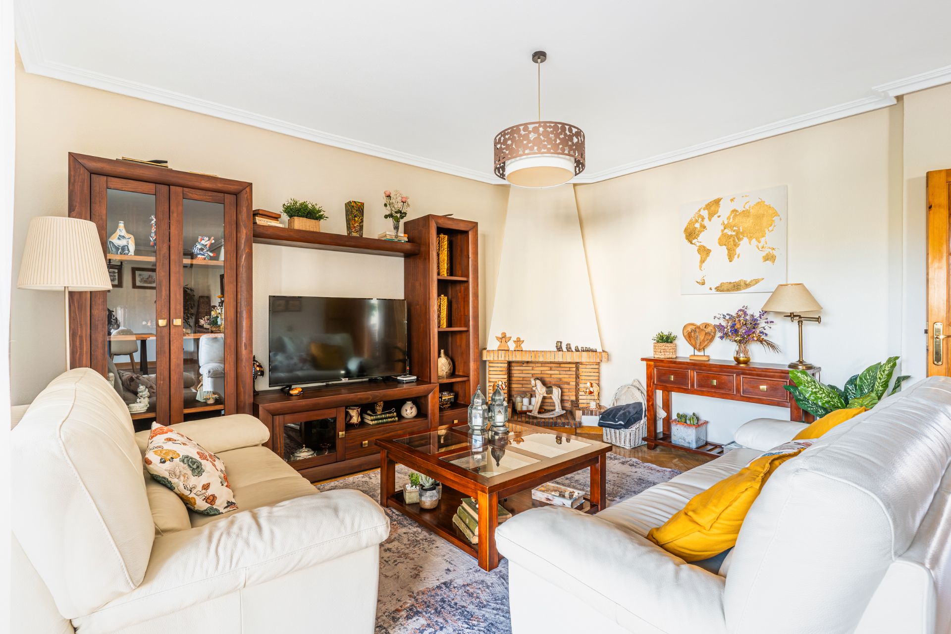 Sala de estar de Casa o chalet en venta en Las Rozas de Madrid con Aire acondicionado, Calefacción y Jardín privado