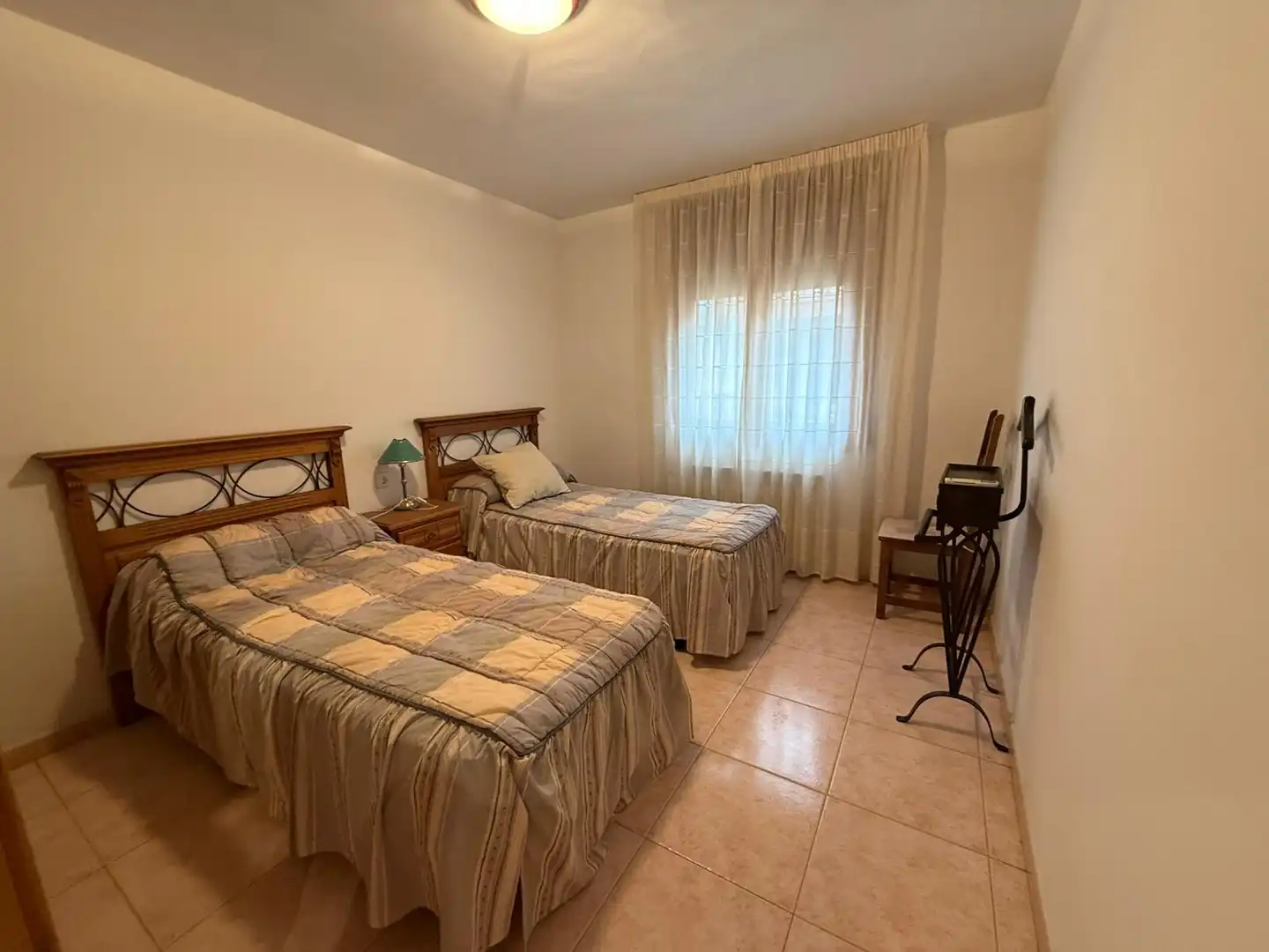 Schlafzimmer von Wohnung zum Verkauf in Alcolea de Cinca mit Klimaanlage, Heizung und Terrasse