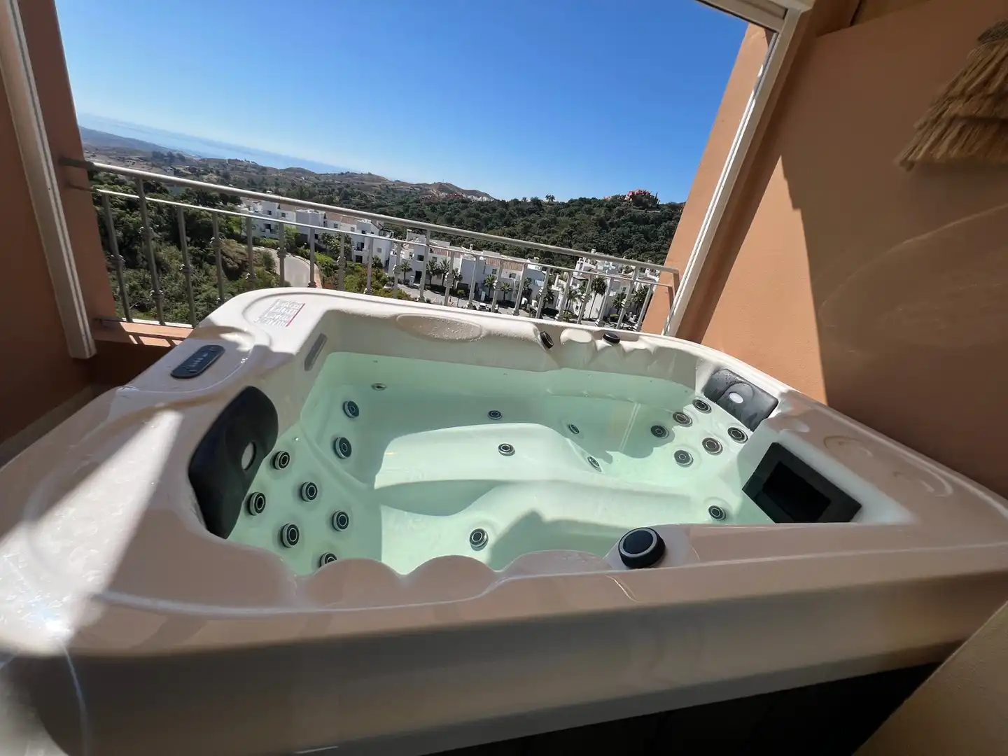 Terraza de Casa adosada en venta en Ojén con Aire acondicionado, Amueblado y Horno