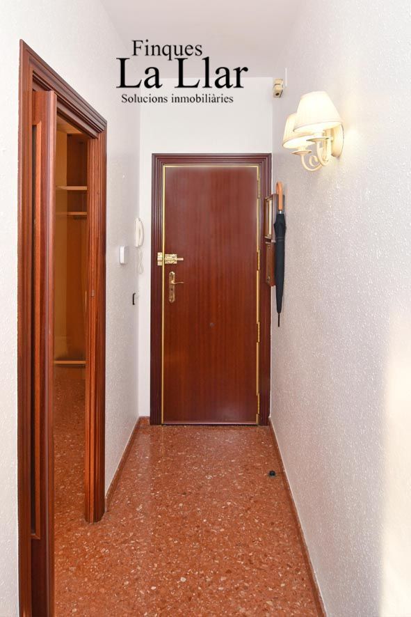 Flat for sale in LLUIS DALMAU, Passeig Maragall