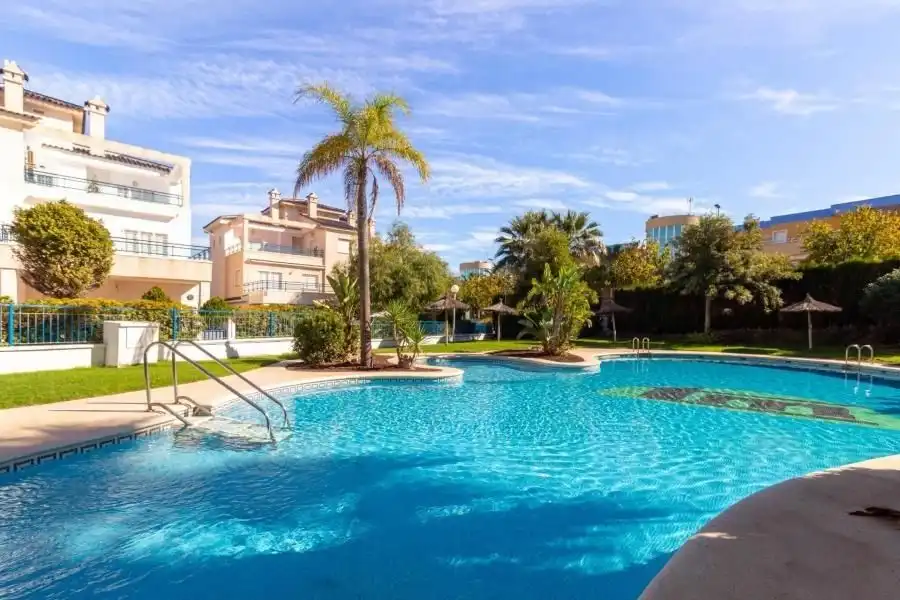 Piscina de Apartament en venda en Pueblo Latino
