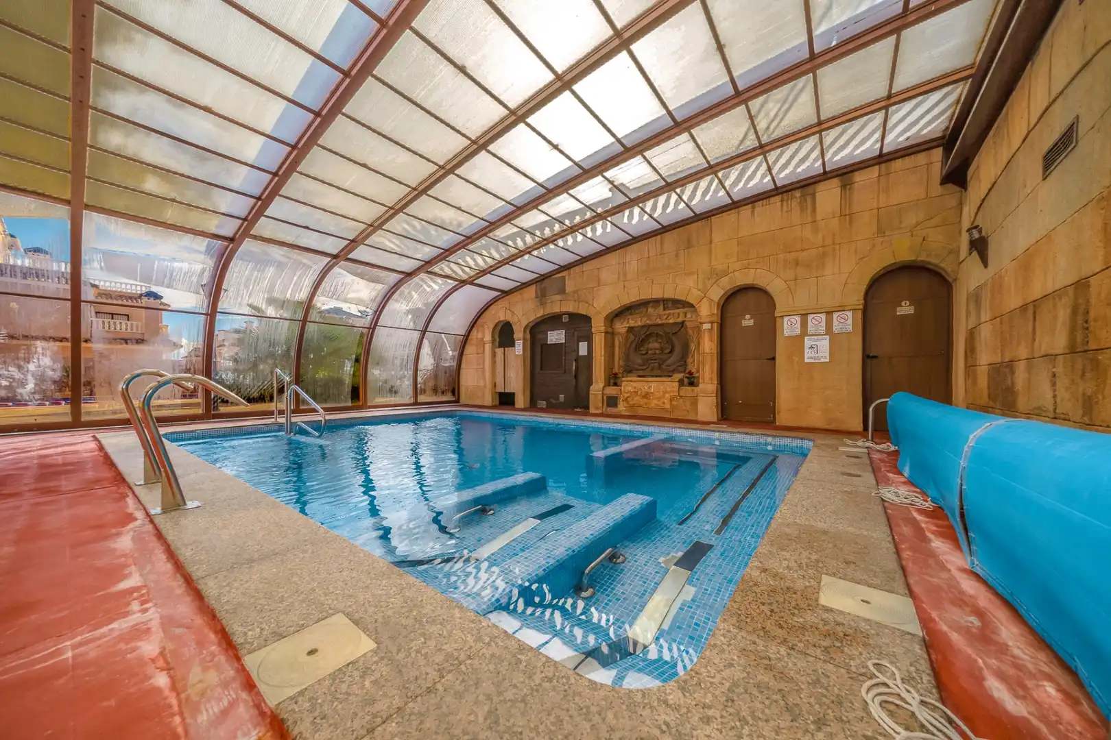 Piscina de Casa adosada en venda en Orihuela amb Aire condicionat, Terrassa i Traster
