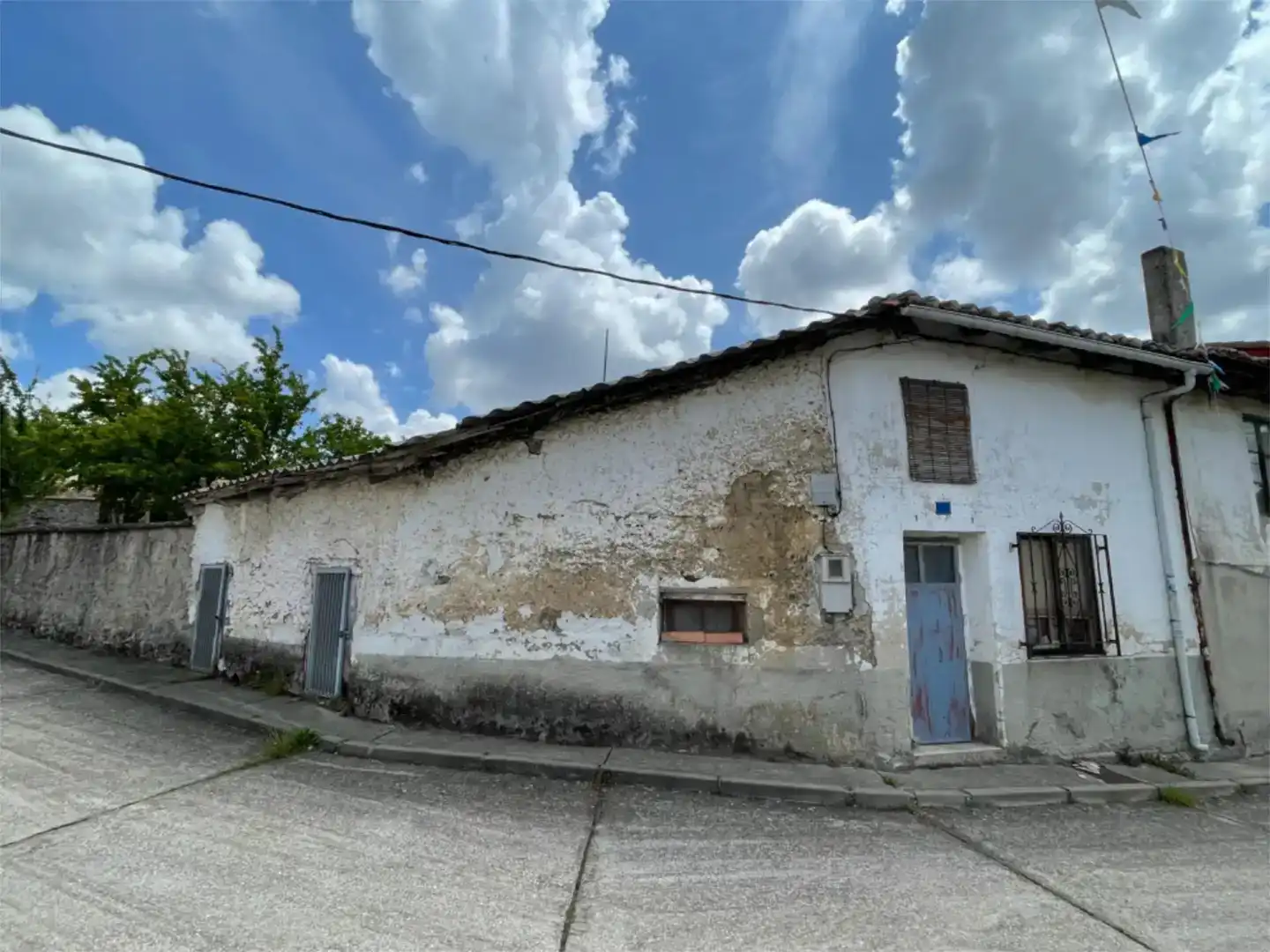Vista exterior de Planta baixa en venda en Santibáñez de la Peña