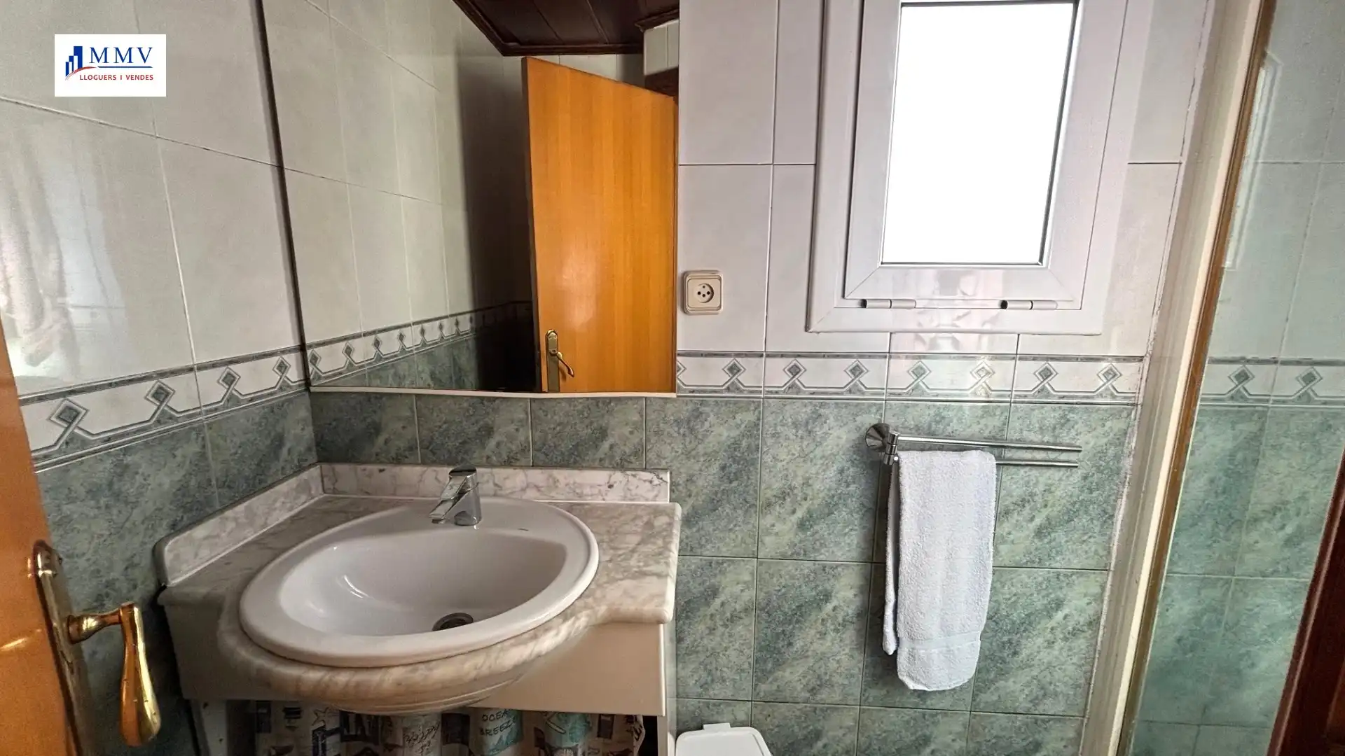 Casa adosada en venda a Mas Baell - Can Carbó