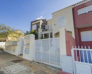 Exterior view of House or chalet for sale in El Rosario  with Private garden, Terrace and Storage room