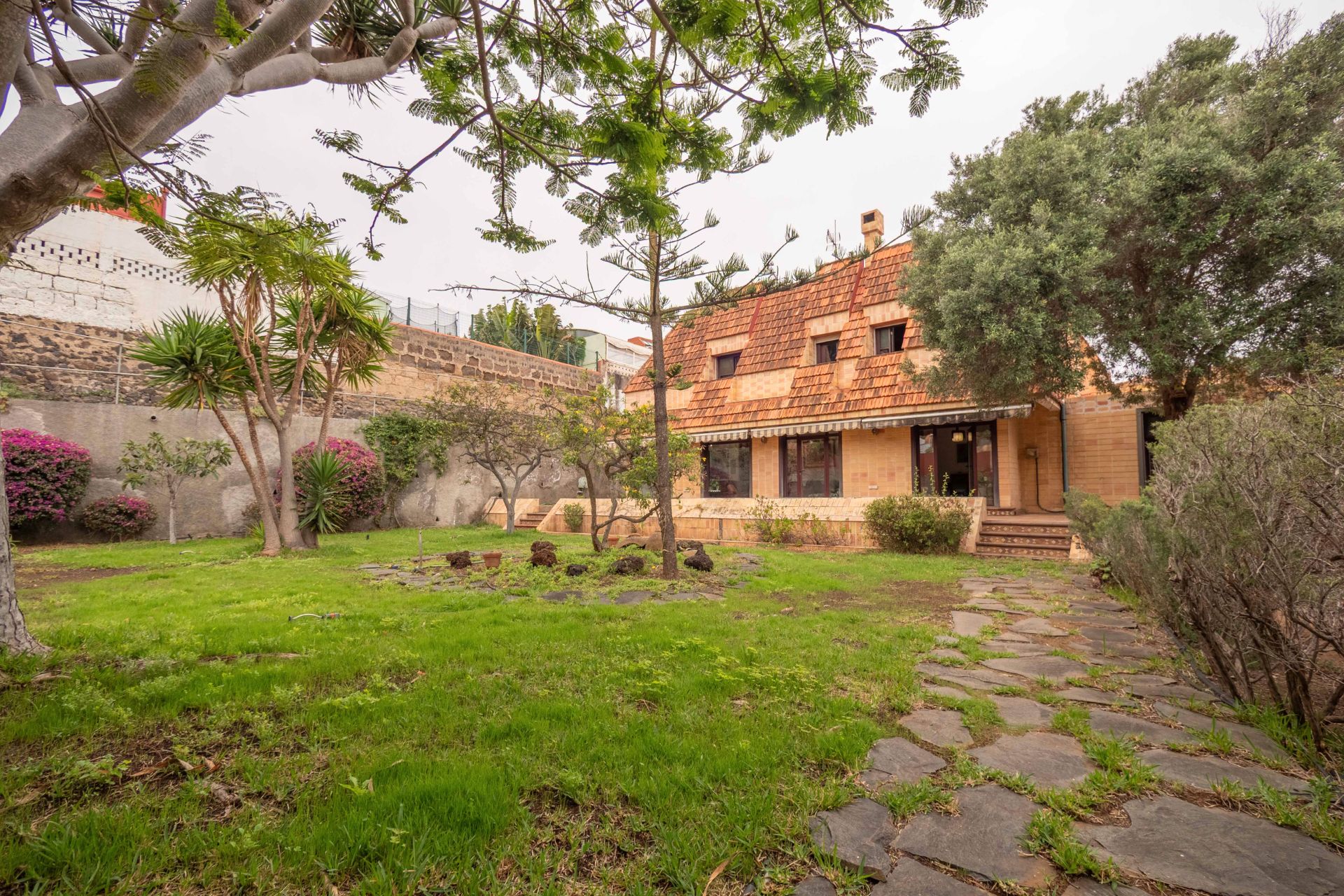 Garden of House or chalet for sale in Las Palmas de Gran Canaria  with Air Conditioner, Private garden and Parquet flooring