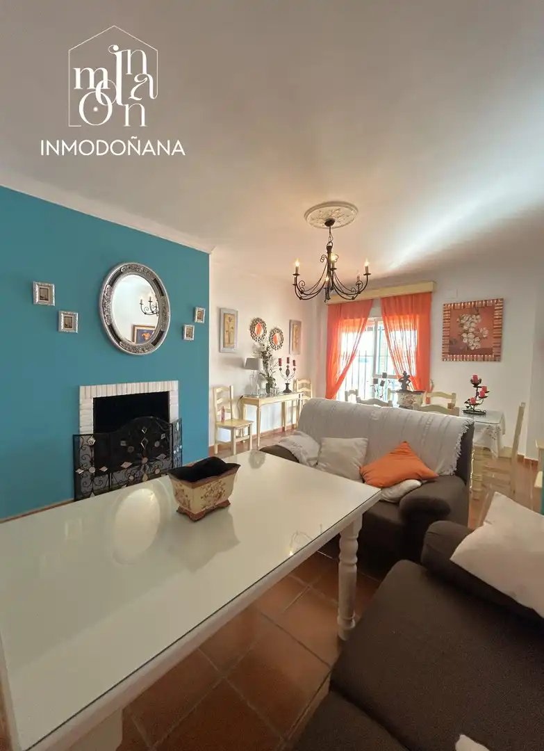 Sala de estar de Casa o chalet en venta en Almonte con Terraza, Trastero y Amueblado