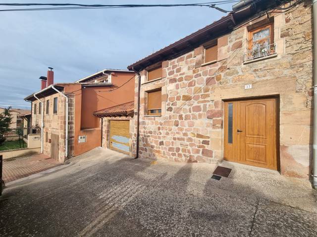 Casa-chalet en Venta en Calle Wolta en Arlanzón