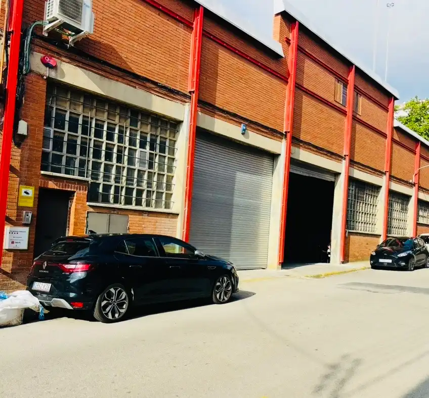Industrial building to rent in Carrer del Miño, imagen 3