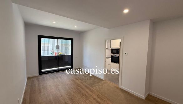 Living room of Flat for sale in Terrassa  with Air Conditioner, Heating and Terrace