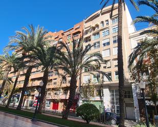 Vista exterior de Àtic de lloguer en Alicante / Alacant amb Aire condicionat, Calefacció i Parquet