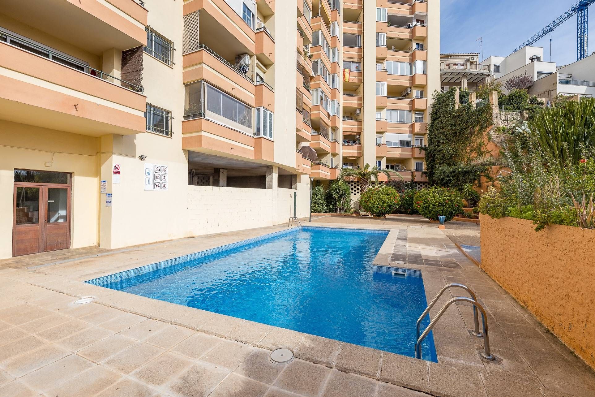 Swimming pool of Apartment for sale in  Palma de Mallorca  with Air Conditioner, Private garden and Terrace