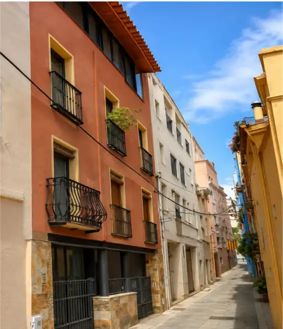 Vista exterior de Pis en venda en Castelló d'Empúries