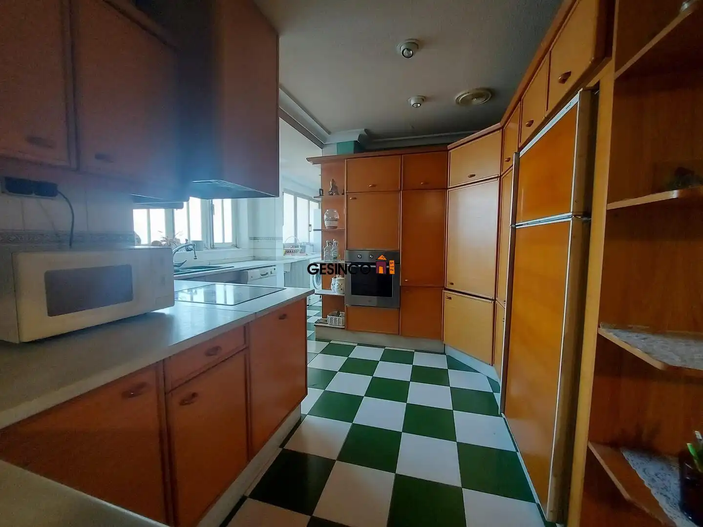 Küche von Wohnung zum Verkauf in Xàtiva mit Balkon