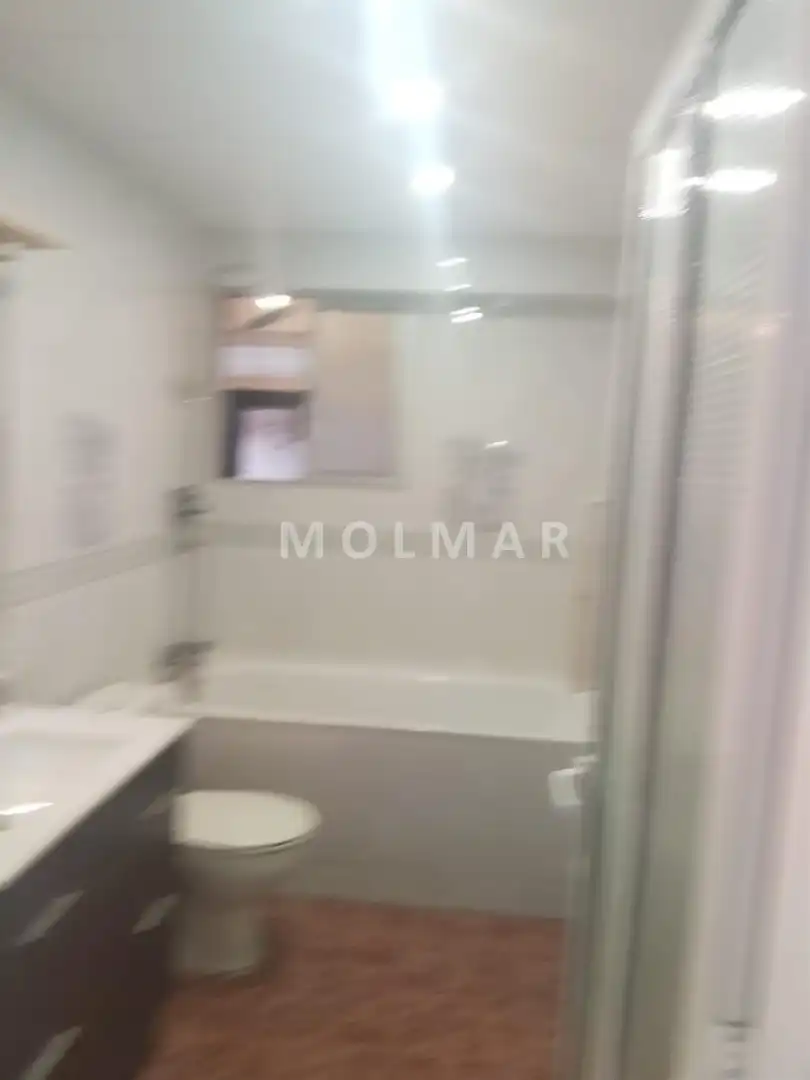 Bathroom of Flat for sale in Canals, Valencia