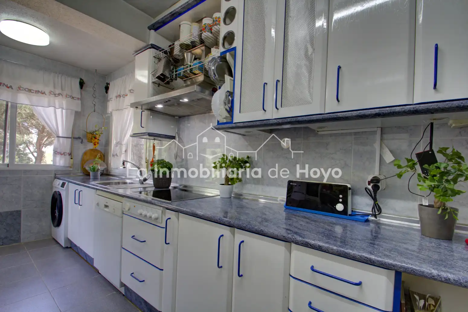 Cocina de Casa o chalet en venta en Hoyo de Manzanares con Calefacción, Jardín privado y Terraza