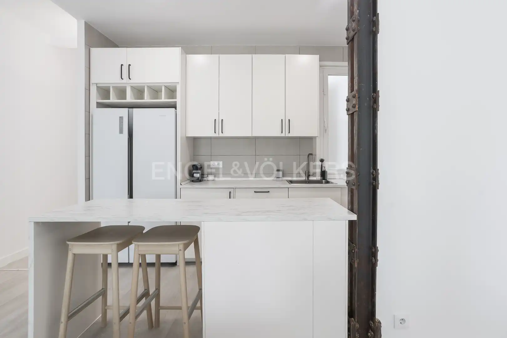 Küche von Wohnung zur Miete in Madrid mit Heizung, Parkett und Möbliert