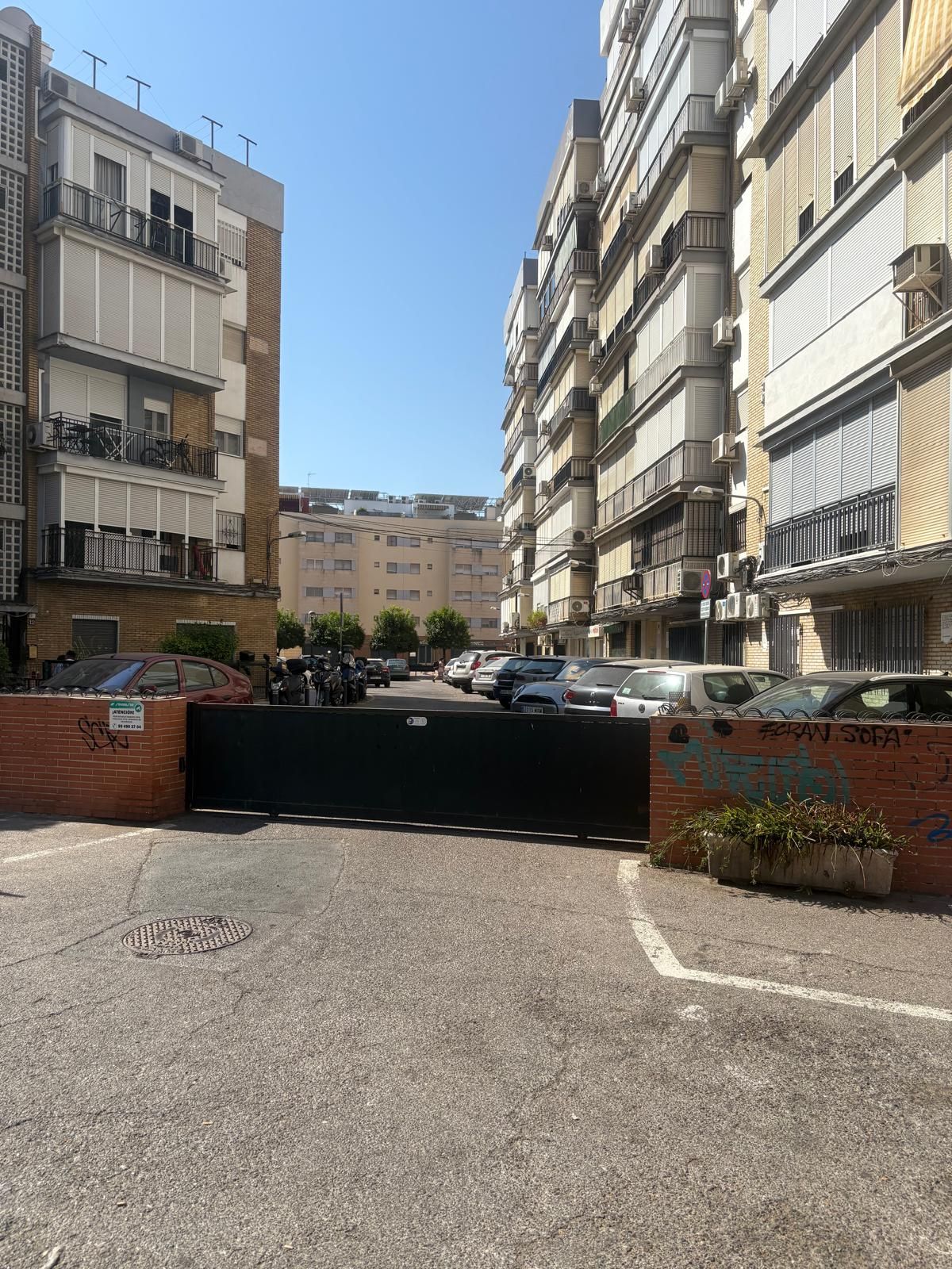 Exterior view of Apartment for sale in  Sevilla Capital