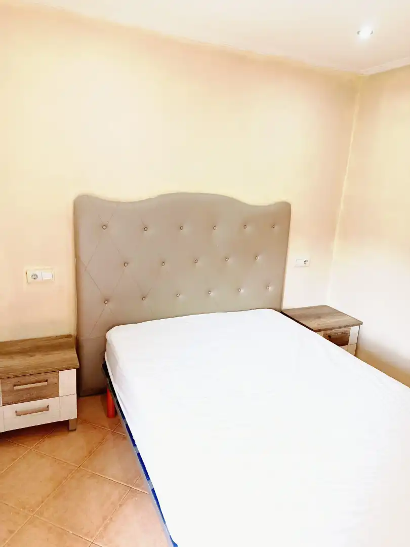 Habitación de Piso en venta en Aller con Calefacción, Trastero y Amueblado