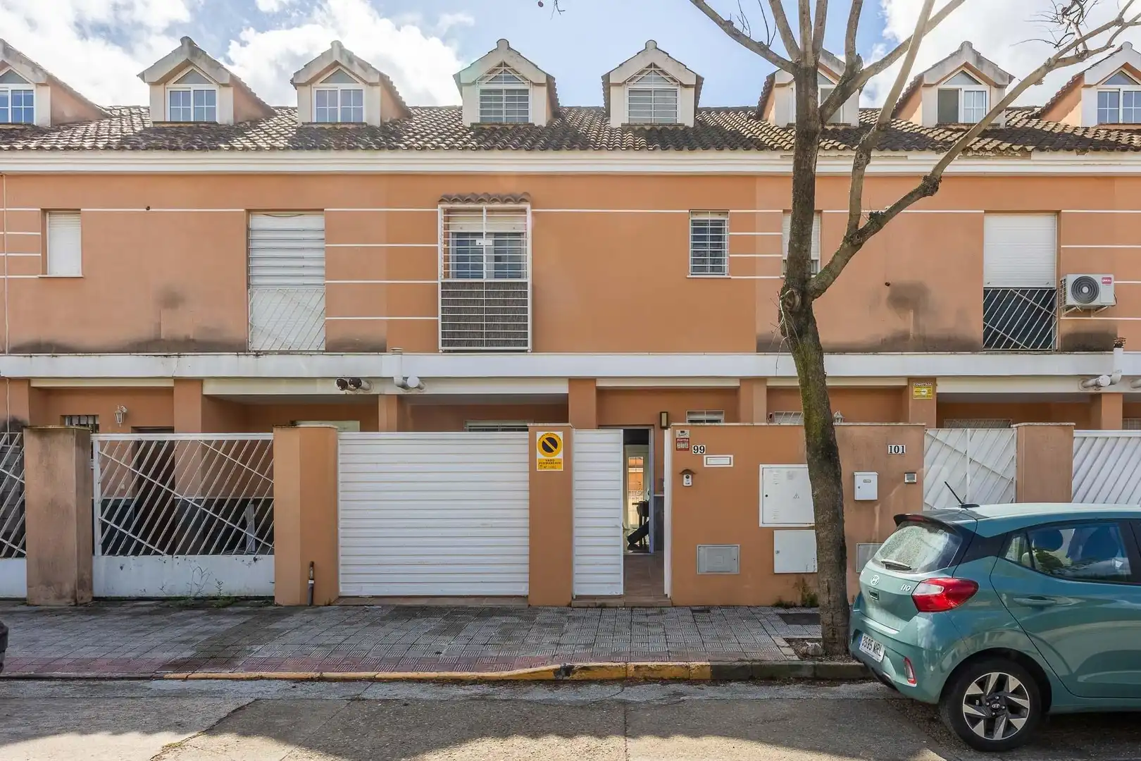 Adossat amb terrassa en venda a Calle del Azafrán, imagen 4