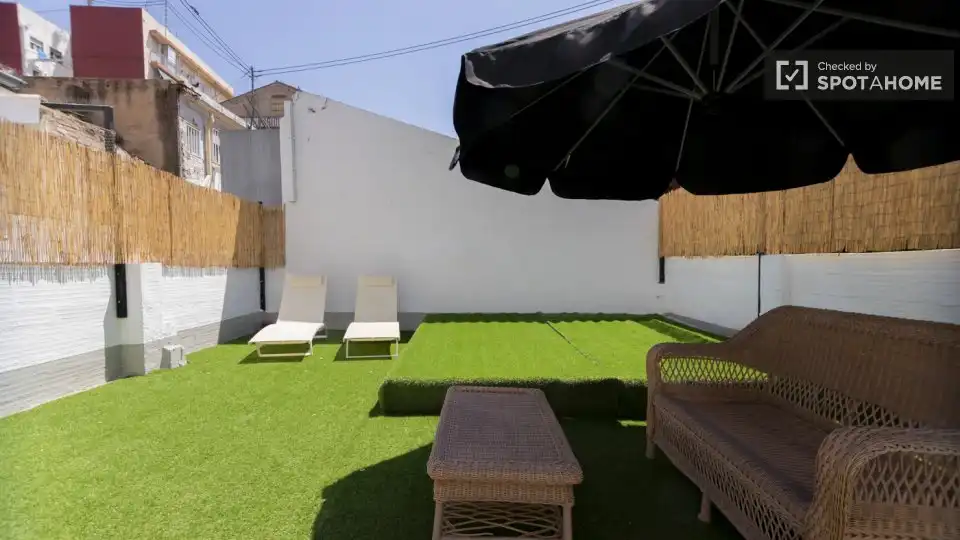 Terrasse von Wohnungen zur untervermieten in Valencia mit Klimaanlage, Heizung und Terrasse