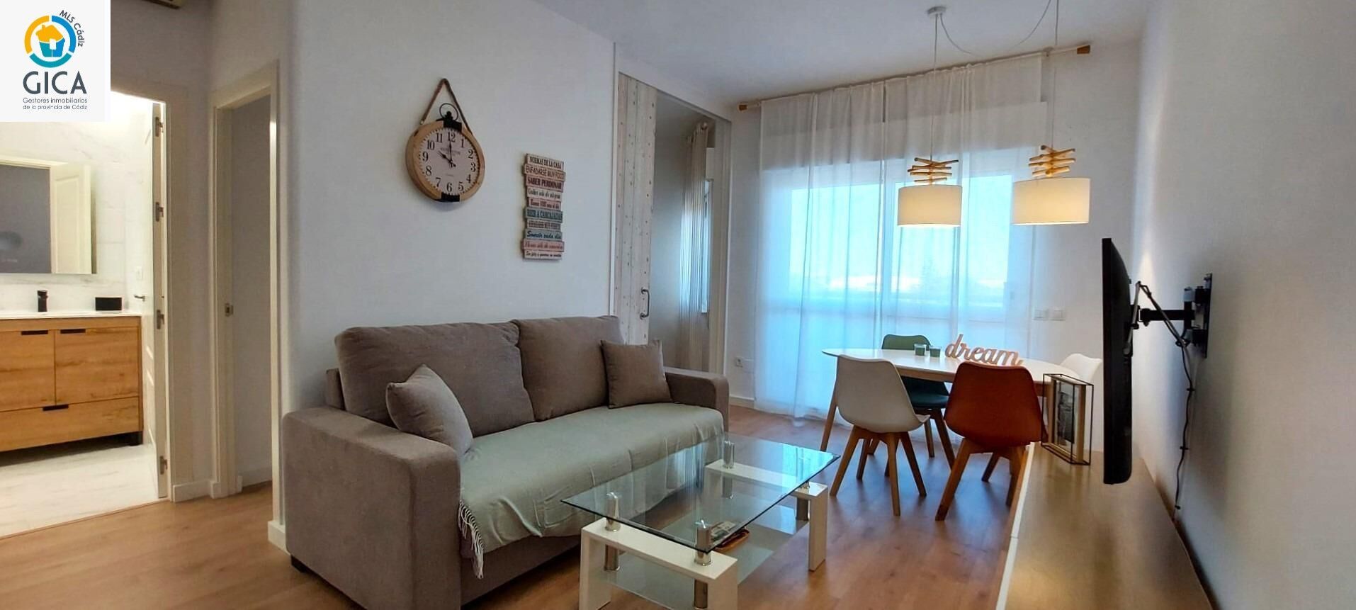 Living room of Flat for sale in Jerez de la Frontera  with Air Conditioner, Terrace and Community pool