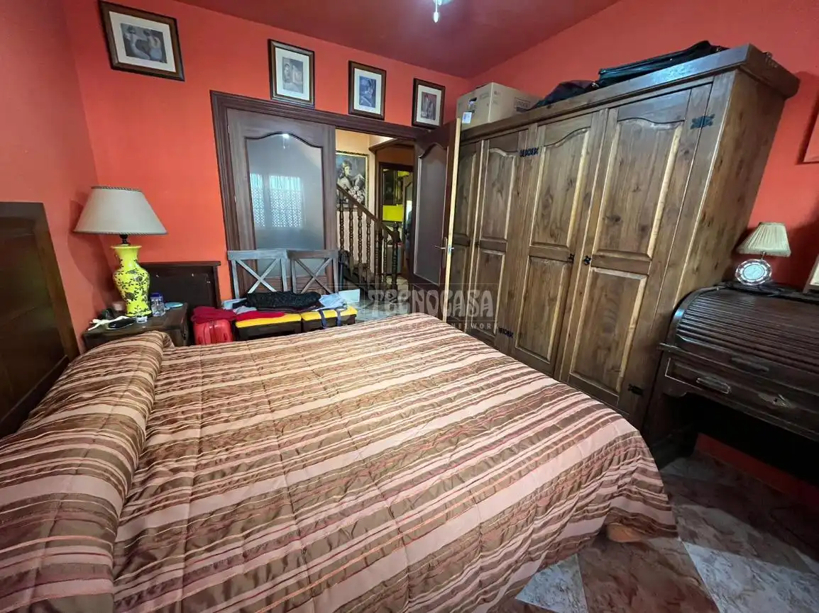 Habitación de Casa adosada en venta en Linares con Aire acondicionado y Calefacción