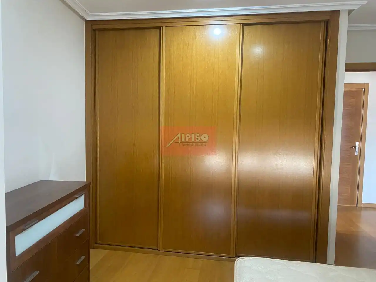 Apartament amb ascensor en venda a Canle, imagen 3