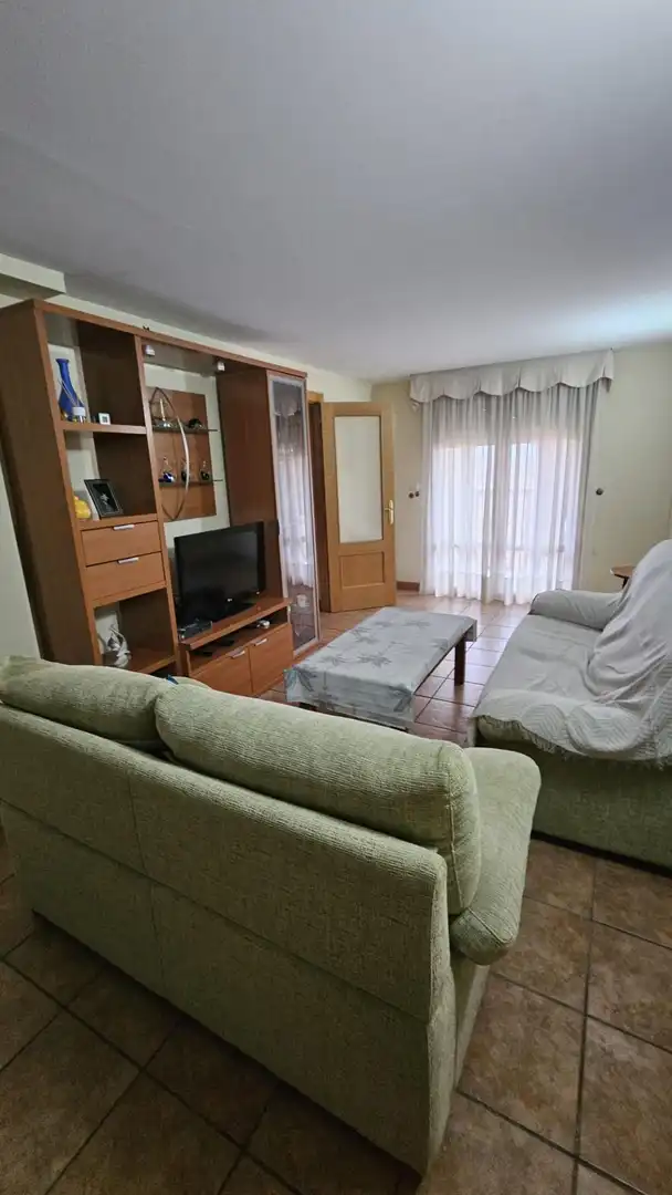Sala de estar de Piso en venta en Tarazona con Calefacción y Amueblado