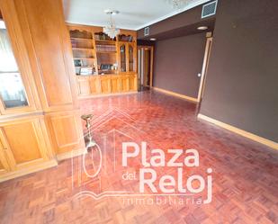 Living room of Flat for sale in Talavera de la Reina  with Air Conditioner, Heating and Parquet flooring