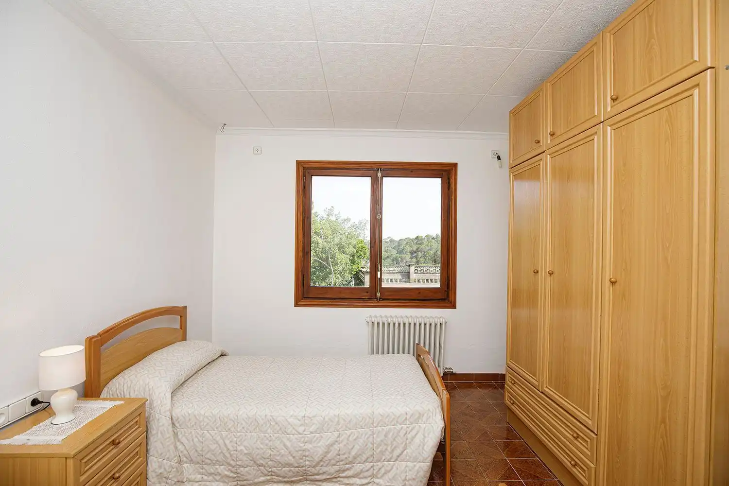 Habitación de Casa o chalet en venta en Llambilles con Calefacción, Jardín privado y Terraza