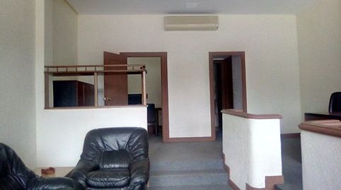 Foto 2 von Geschaftsraum zum Verkauf in Calle Jorge Vigón, Residencia, Logroño