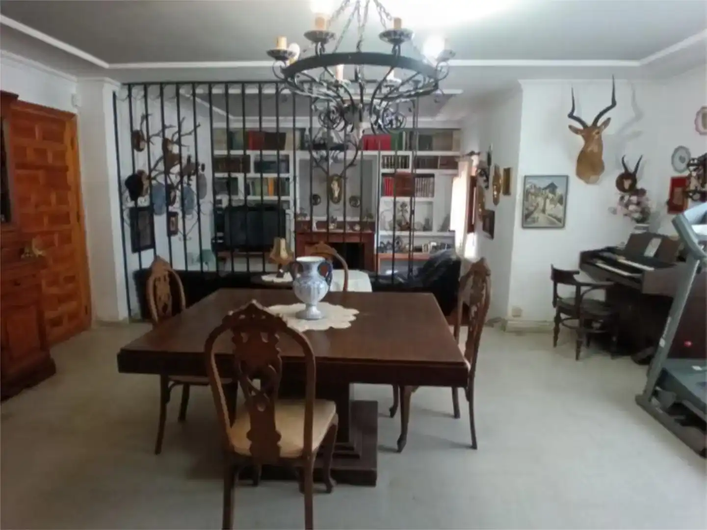 Comedor de Piso en venta en Cuenca con Jardín privado, Trastero y Piscina