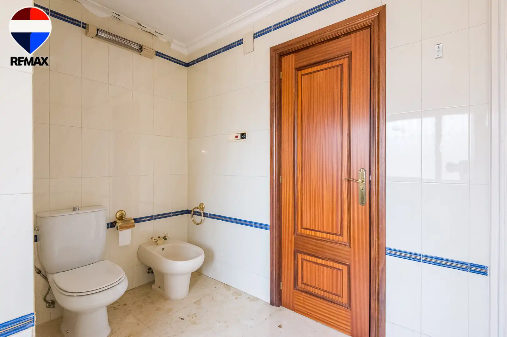 Bany de Casa o xalet en venda en Sant Joan d'Alacant amb Aire condicionat, Jardí privat i Terrassa