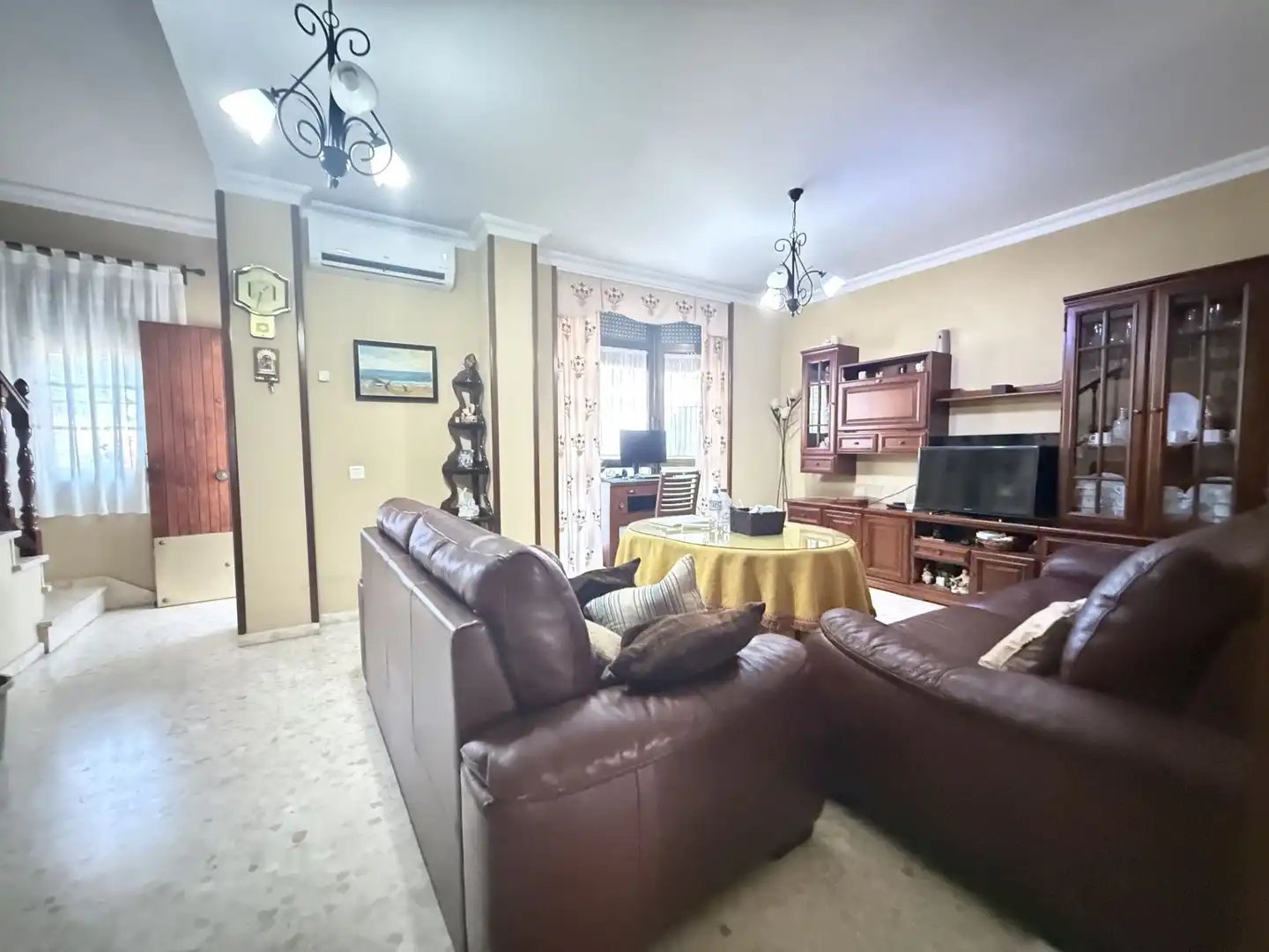 Sala de estar de Casa adosada en venta en Aljaraque con Aire acondicionado y Amueblado