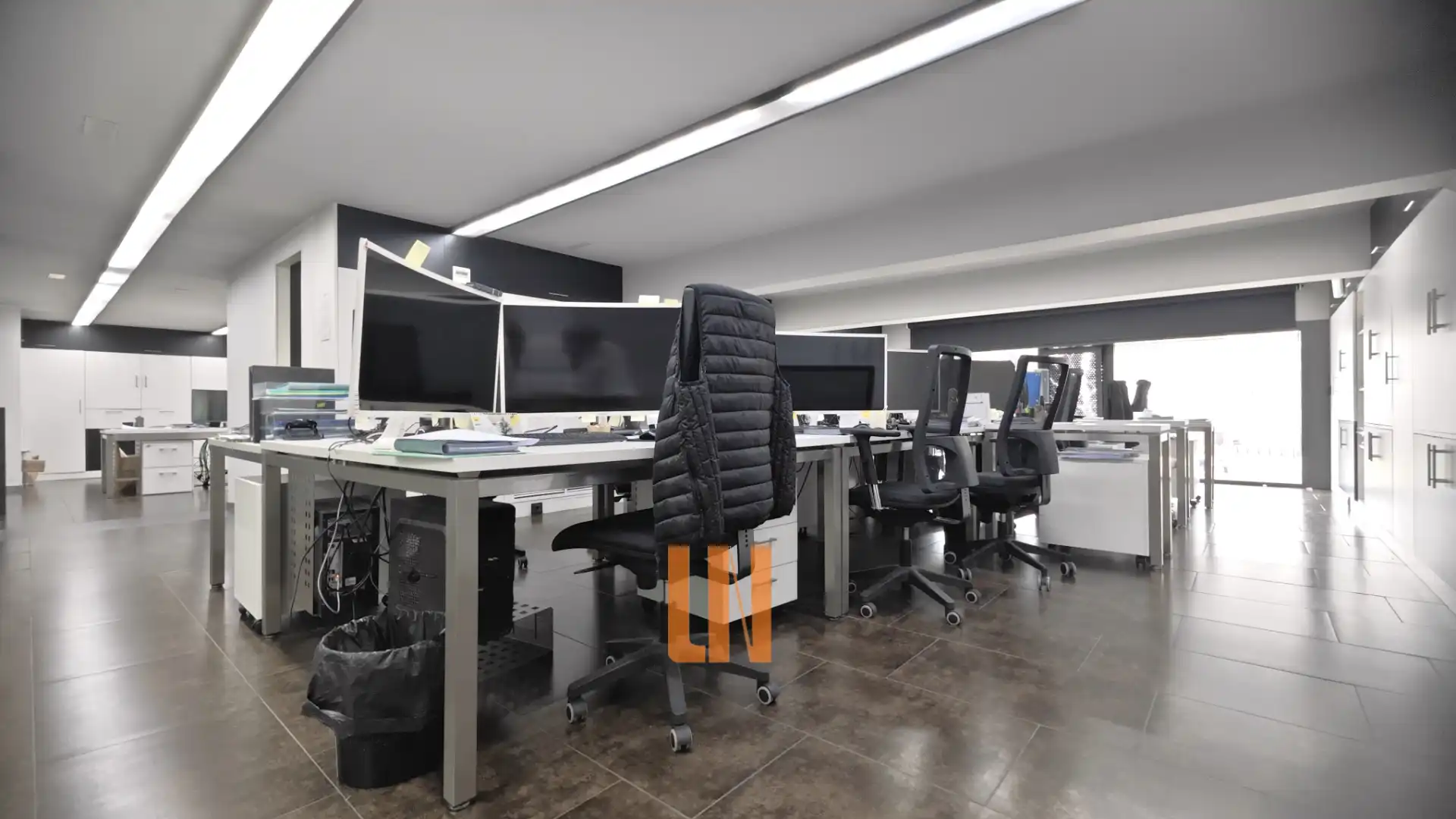 Office for rent in Culleredo  with Air Conditioner, Heating and Furnished