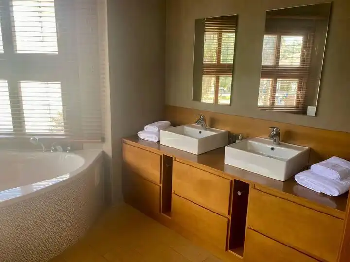 Baño de Casa o chalet de alquiler en Casabermeja con Aire acondicionado, Jardín privado y Piscina