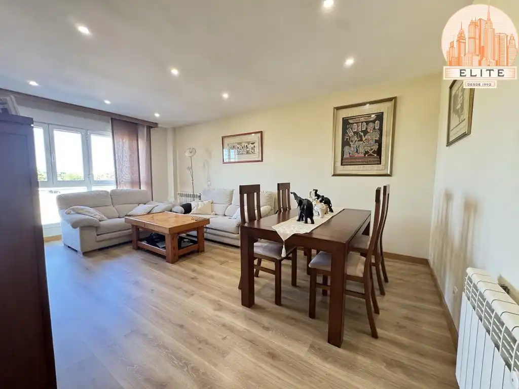 Sala de estar de Piso en venta en Madrid con Aire acondicionado, Calefacción y Trastero