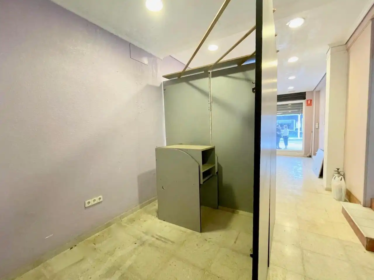 Gewerbefläche zum Verkauf in Avenida DR ORTS LLORCA, imagen 4