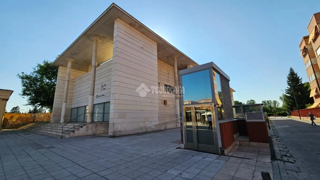 Vista exterior de Garatge en venda en Valladolid